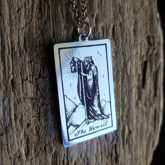 🖤 The Hermit- Stainless Tarot Card Necklace - Picture 6 of 6